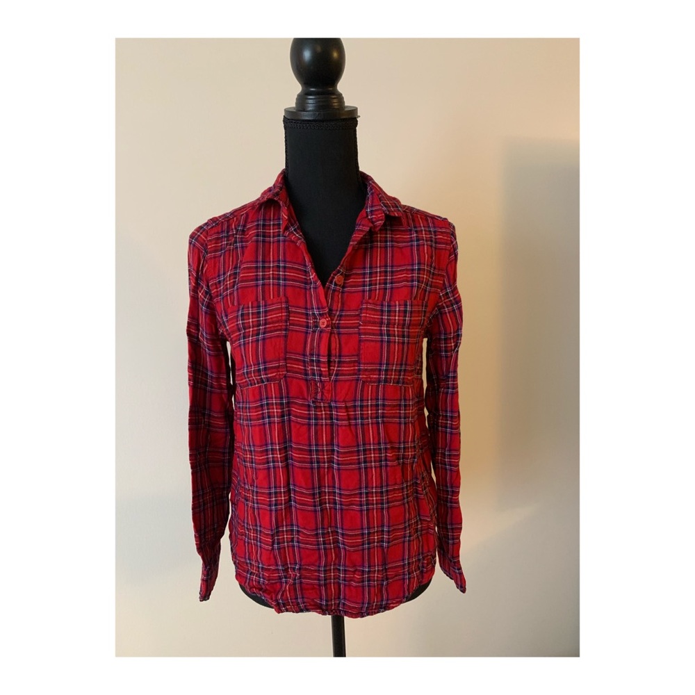 Women’s Plaid Top